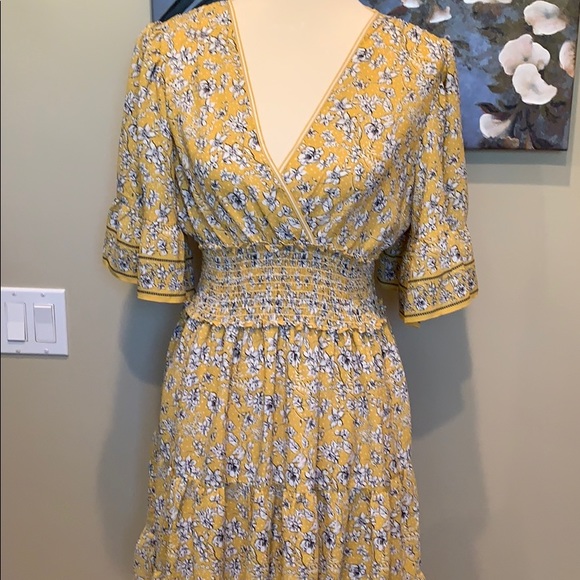 NWOT Max Studio floral dress  size med - Picture 4 of 9